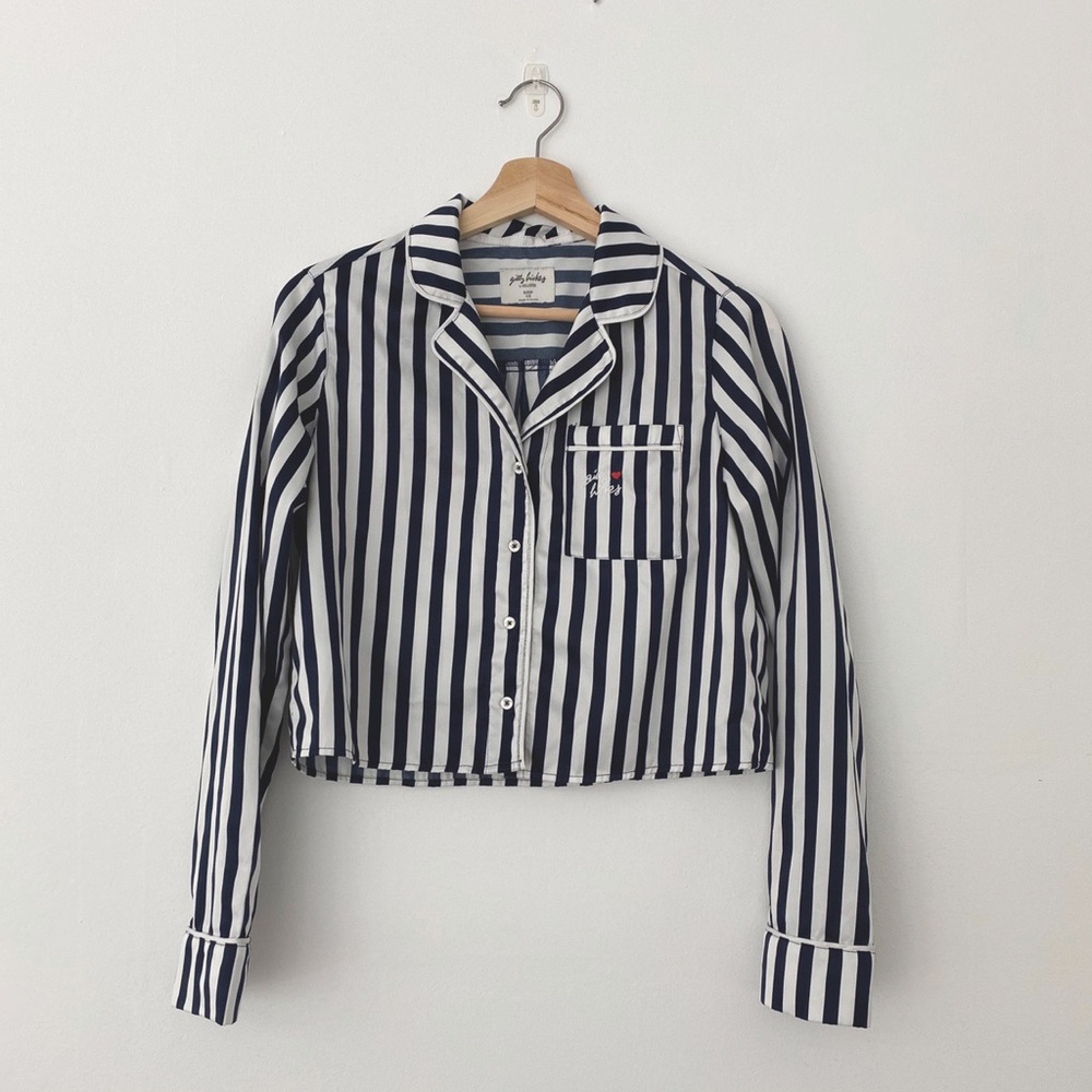 silky cropped button pajama top